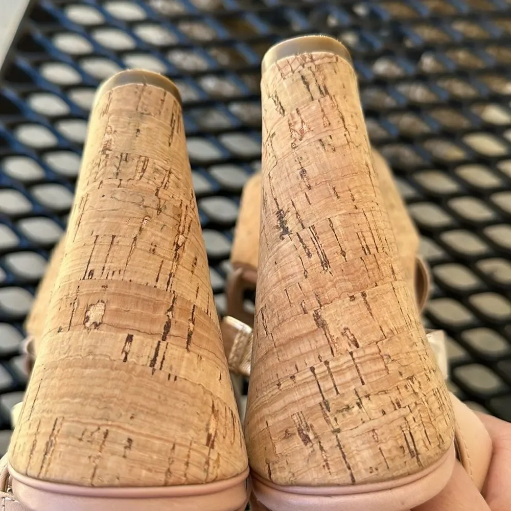 GUESS Wedge  - Picture 5 of 6